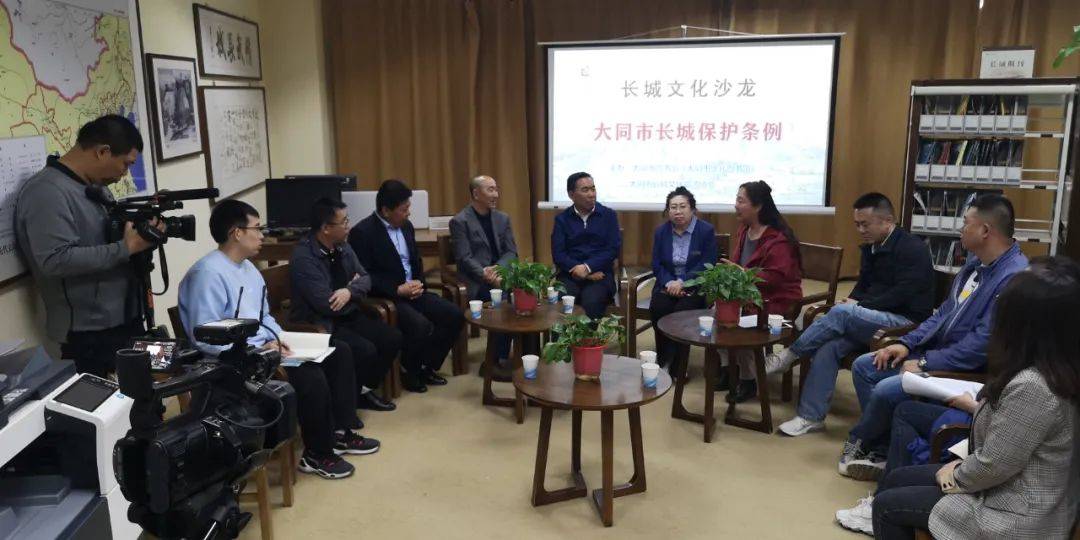 澳門黃大仙三期必出生肖，揭秘背后的秘密與策略，澳門黃大仙三期生肖預(yù)測揭秘，背后的秘密策略與生肖必出趨勢分析