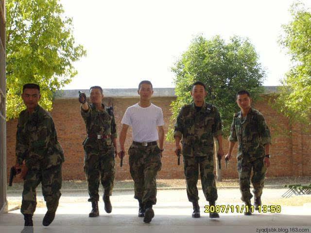 龍焱特種部隊(duì)大隊(duì)長(zhǎng)，英勇無(wú)畏的領(lǐng)袖與傳奇戰(zhàn)士的典范，龍焱特種部隊(duì)大隊(duì)長(zhǎng)，英勇無(wú)畏的領(lǐng)袖與戰(zhàn)士傳奇典范