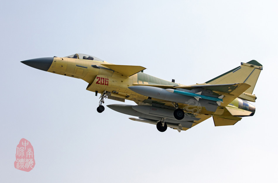 殲10的原型機(jī)是什么？深度解析中國(guó)空軍的主力戰(zhàn)斗機(jī)起源，揭秘殲10原型機(jī)，深度解析中國(guó)空軍主力戰(zhàn)斗機(jī)起源