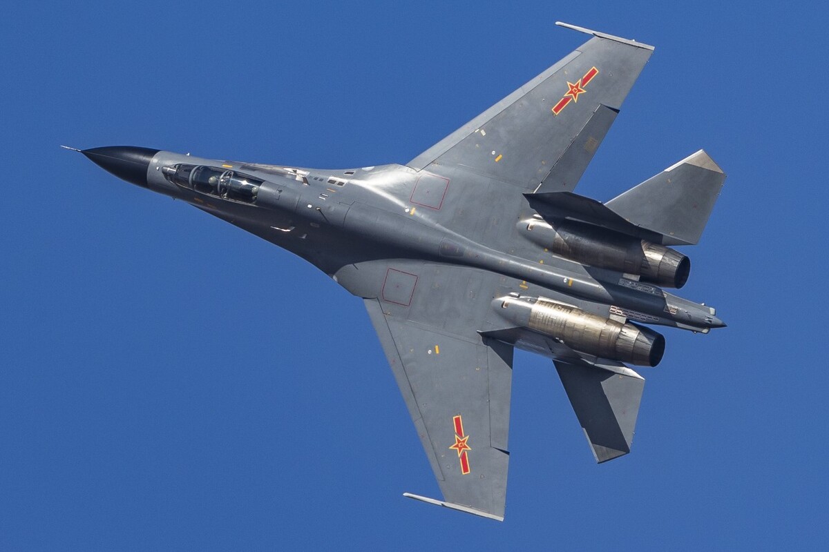 殲-11戰(zhàn)斗機(jī)深度解析資料，殲-11戰(zhàn)斗機(jī)深度解析與性能探討