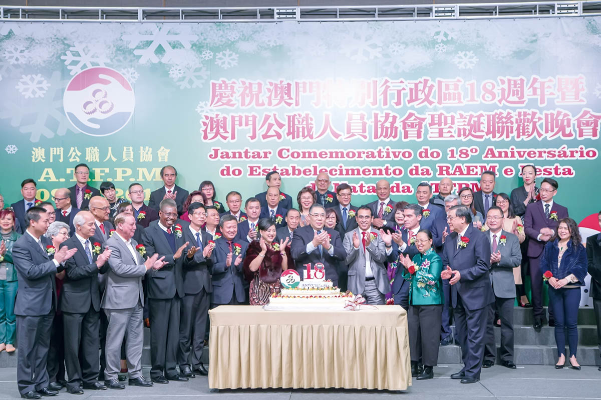 澳門(mén)掛牌正版掛牌，探索其背后的意義與價(jià)值，澳門(mén)正版掛牌背后的意義與價(jià)值探索