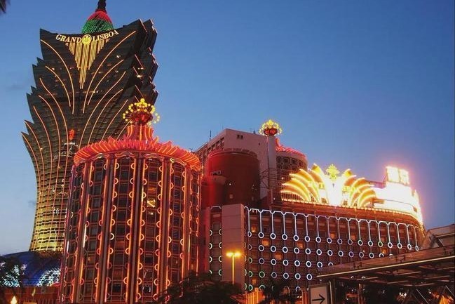 澳門鳳凰網(wǎng)三肖三準(zhǔn)，揭秘精準(zhǔn)預(yù)測(cè)背后的秘密，澳門鳳凰網(wǎng)三肖三準(zhǔn)揭秘精準(zhǔn)預(yù)測(cè)真相