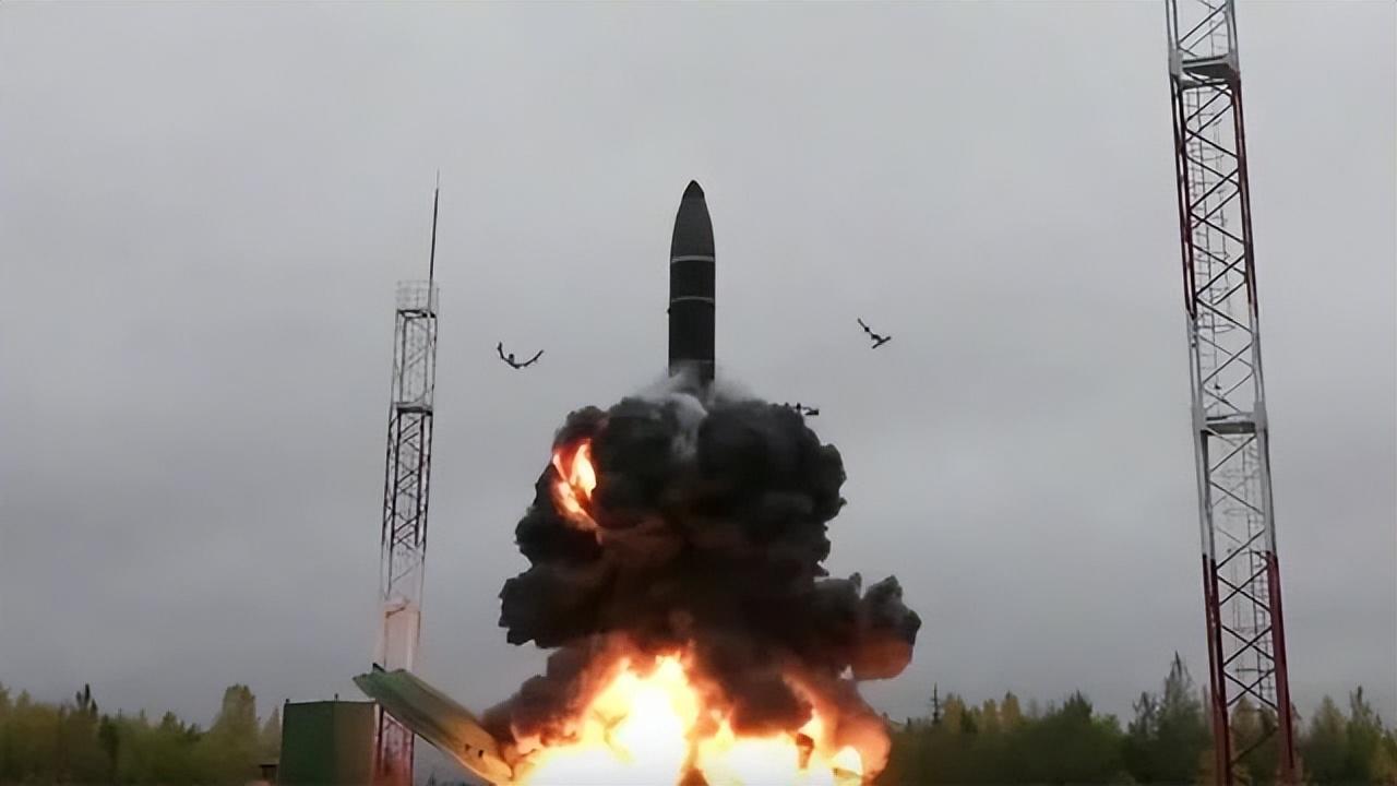 第四艘航母獲得央視官宣，中國海軍力量再添新篇章，中國海軍再添新篇章，第四艘航母獲央視官宣亮相