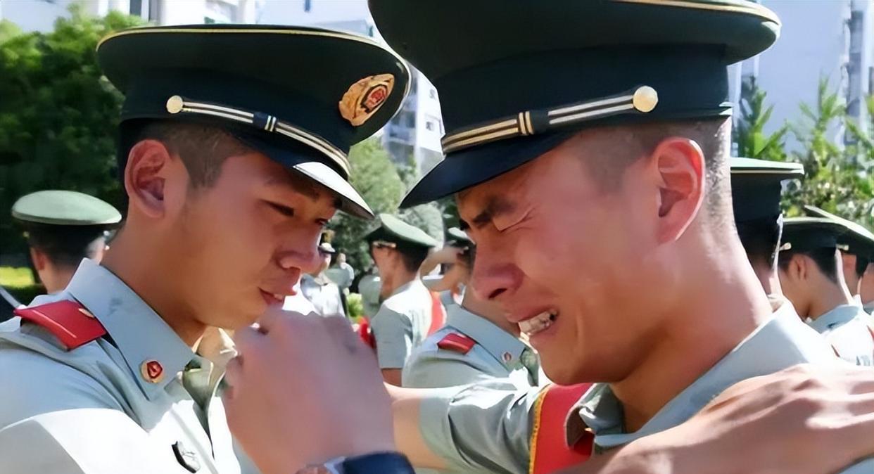 當(dāng)兵報(bào)名2023年上半年，啟程軍旅，實(shí)現(xiàn)英雄夢(mèng)想，2023年上半年報(bào)名參軍，開啟軍旅之旅，實(shí)現(xiàn)英雄夢(mèng)想