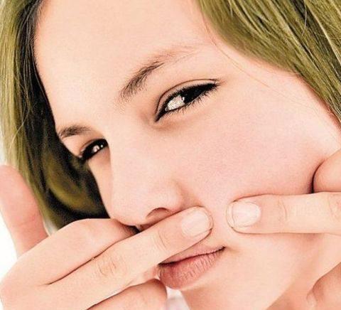 如何有效去除臉上的痘痘和痘印——全方位指南，全方位指南，如何有效去除臉部痘痘與痘印的方法