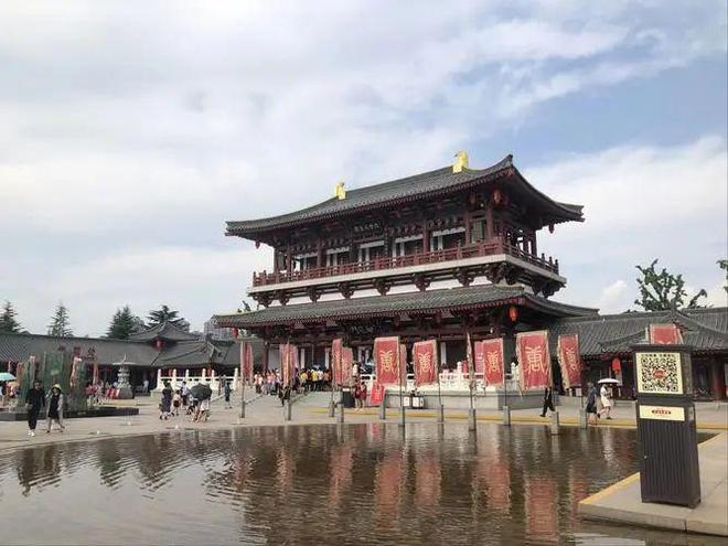 西安哪里好玩的景點(diǎn)——探索古都的絕佳旅游勝地，西安必游景點(diǎn)，探索古都的旅游勝地指南