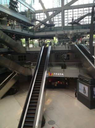 芳草地免費(fèi)資料大全——探索無(wú)盡的知識(shí)寶庫(kù)，芳草地知識(shí)寶庫(kù)，免費(fèi)資料大全，無(wú)盡探索之旅