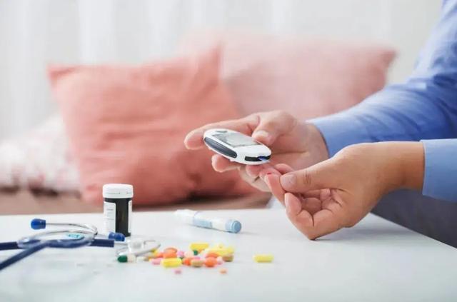 糖尿病治療，藥物治療與胰島素注射，哪種方式更優(yōu)？，糖尿病治療，藥物治療與胰島素注射，哪種方式更佳？