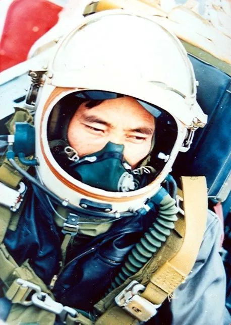 飛豹試飛員英勇犧牲，精神永存——致敬那些為飛行事業(yè)獻身的無畏英雄，飛豹試飛英雄的無畏犧牲，精神永存，致敬飛行事業(yè)的英勇戰(zhàn)士