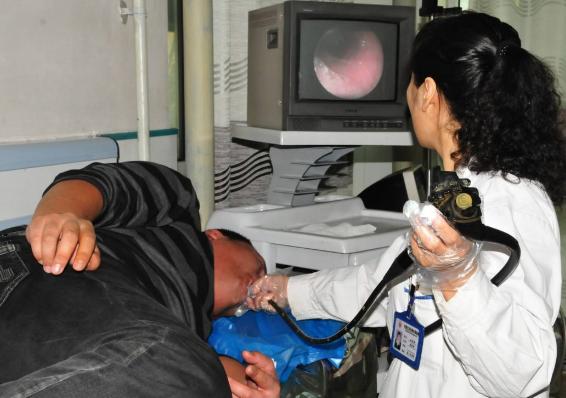 做胃鏡一個(gè)人去可以嗎？解讀胃鏡檢查的注意事項(xiàng)與自我準(zhǔn)備，解讀胃鏡檢查的注意事項(xiàng)與自我準(zhǔn)備，能否獨(dú)自進(jìn)行胃鏡檢查？