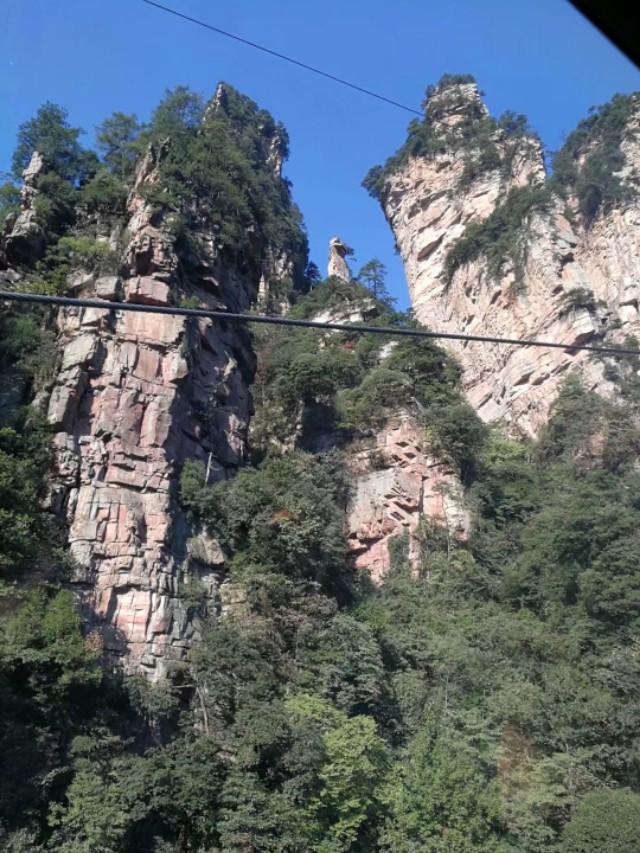 兩個人去張家界旅游，預(yù)算三千夠嗎？，張家界雙人游預(yù)算攻略，三千元夠嗎？
