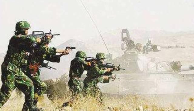 軍事圖片高清大圖，歷史與現(xiàn)代的戰(zhàn)爭(zhēng)影像展示，軍事圖片高清展示，歷史與現(xiàn)代的戰(zhàn)爭(zhēng)影像大觀