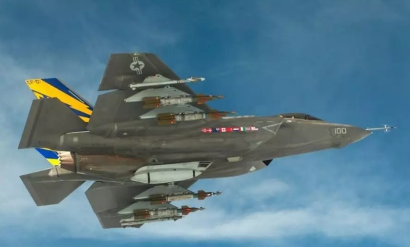 殲-35官方介紹，新一代艦載戰(zhàn)斗機的卓越性能，殲-35新一代艦載戰(zhàn)斗機卓越性能介紹
