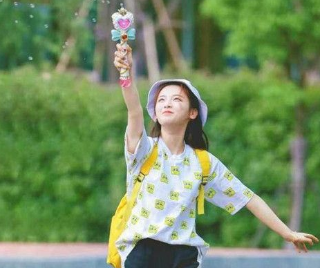 楊超越個人資料及家庭背景深度解析，楊超越個人資料與家庭背景全面揭秘