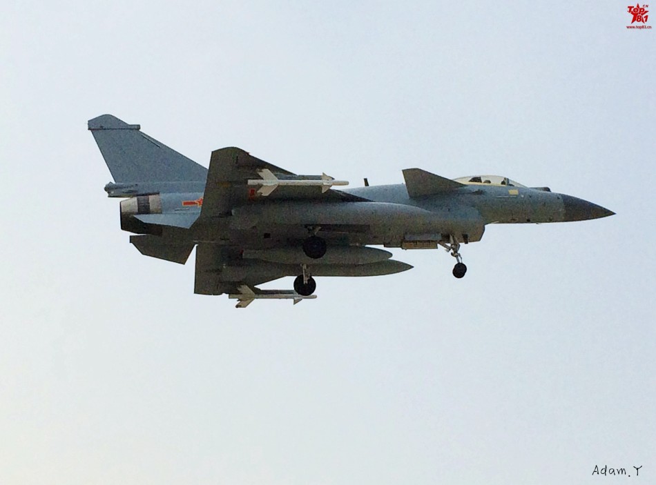 殲10戰(zhàn)斗機(jī)的詳細(xì)介紹，殲10戰(zhàn)斗機(jī)深度解析