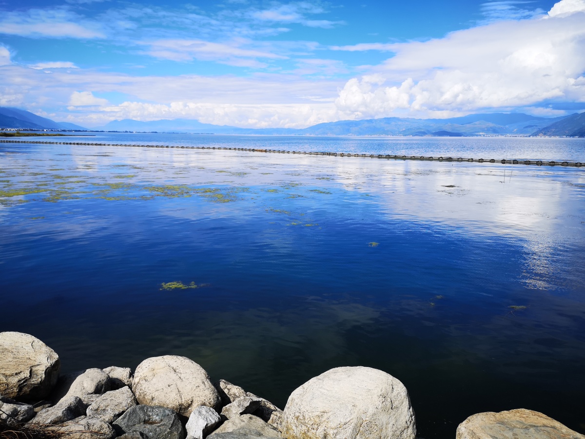 云南大理洱海，自然之美與人文的交融，云南大理洱海，自然與人文的和諧交融之美