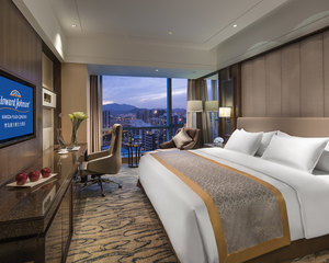 青島酒店預(yù)訂攻略，輕松預(yù)訂心儀住宿，享受海濱城市之旅，青島酒店預(yù)訂攻略，輕松預(yù)訂心儀住宿，暢游海濱城市